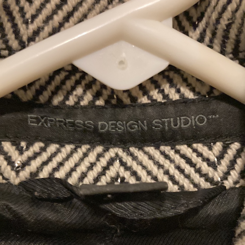 Express Design Studio winter jacket - Picture 2 of 5